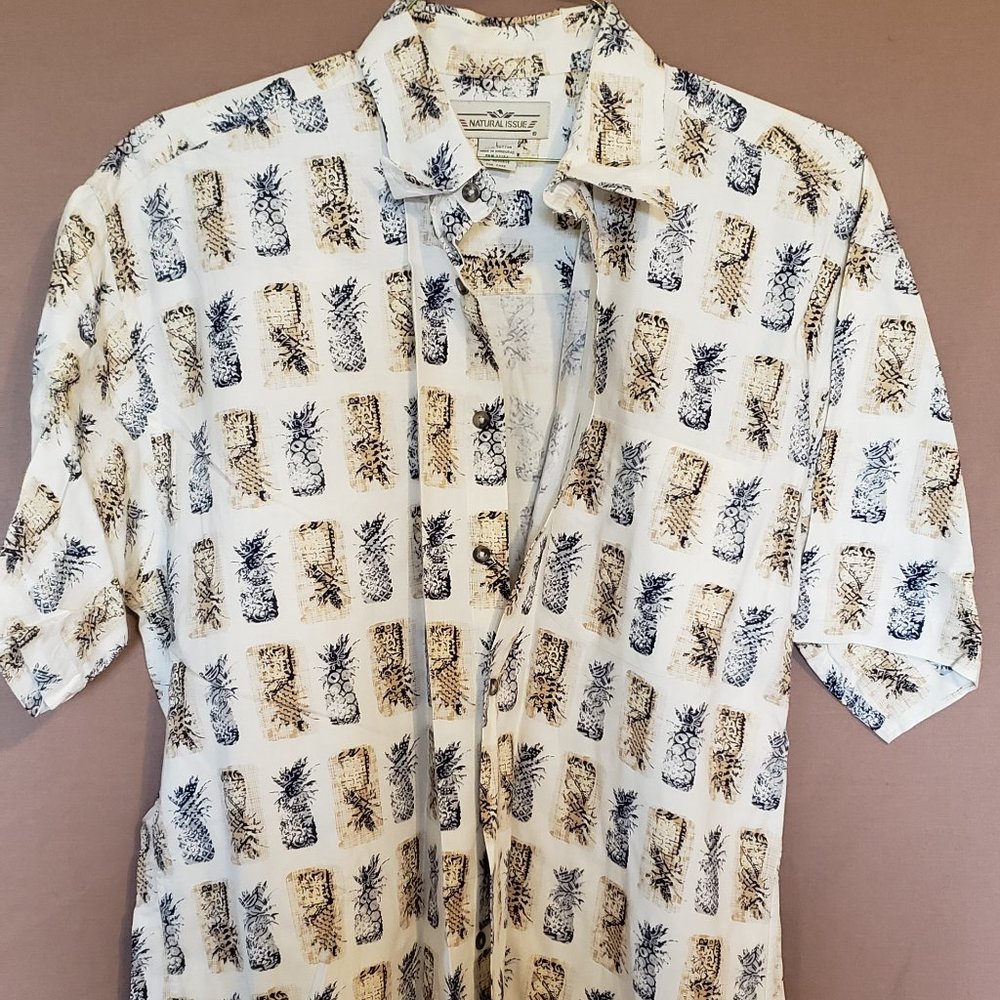 Short sleeve shirt, Natural Issue, Size Large, Pineapple design